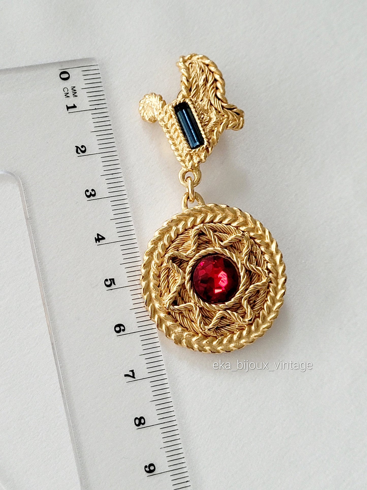 Balenciaga Paris - Boucles d'oreilles vintage pendantes Cristaux rouges