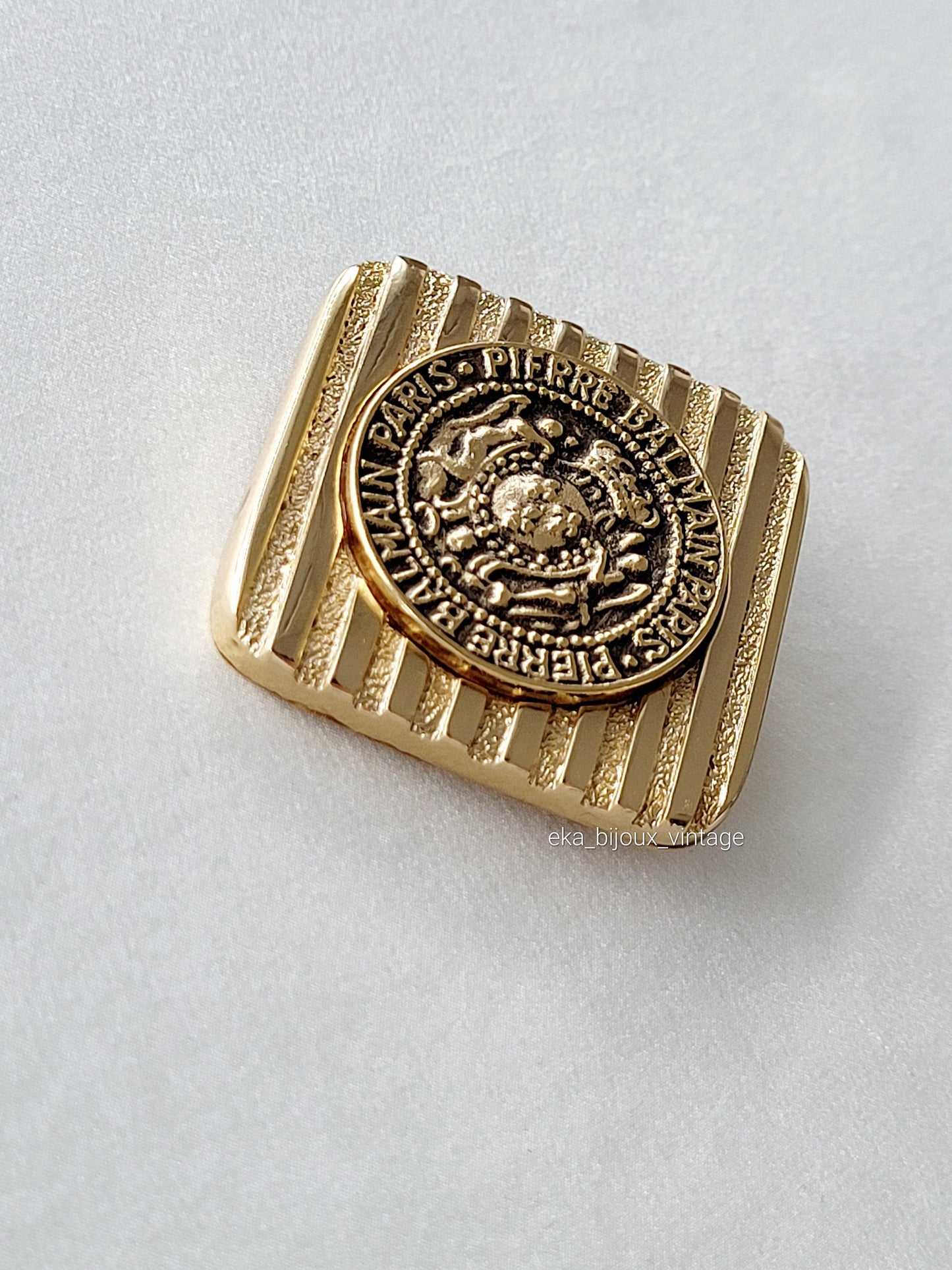 Pierre Balmain Paris - Vintage brooch