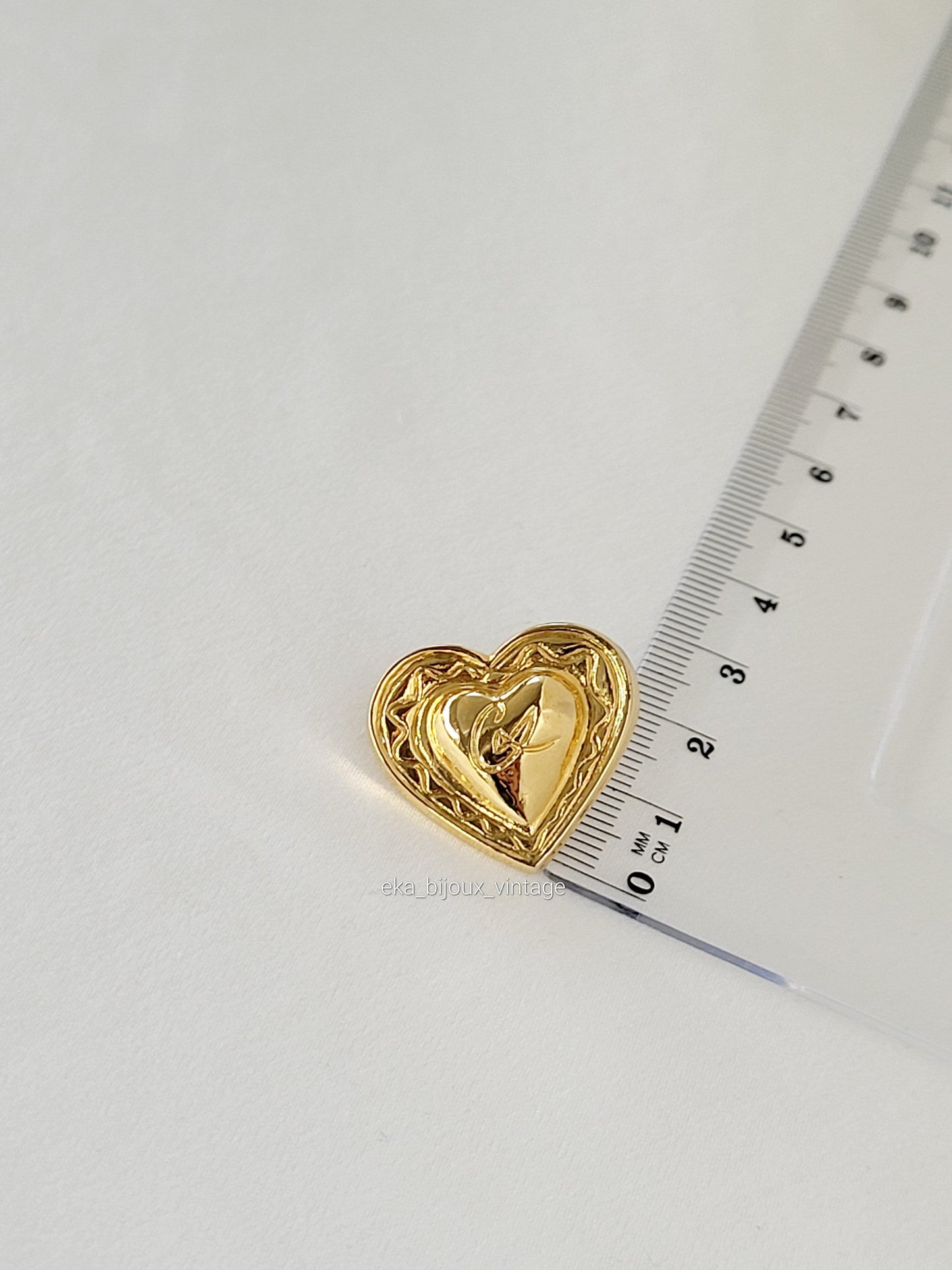 Christian Lacroix - Vintage Heart Pin