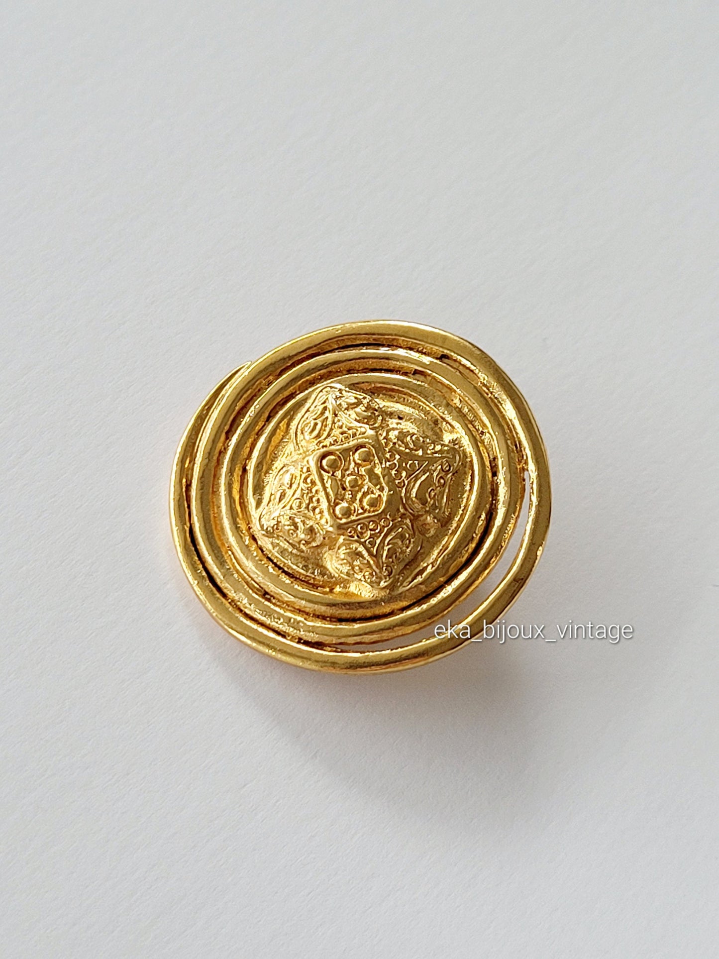 Yves Saint Laurent - Broche pin's