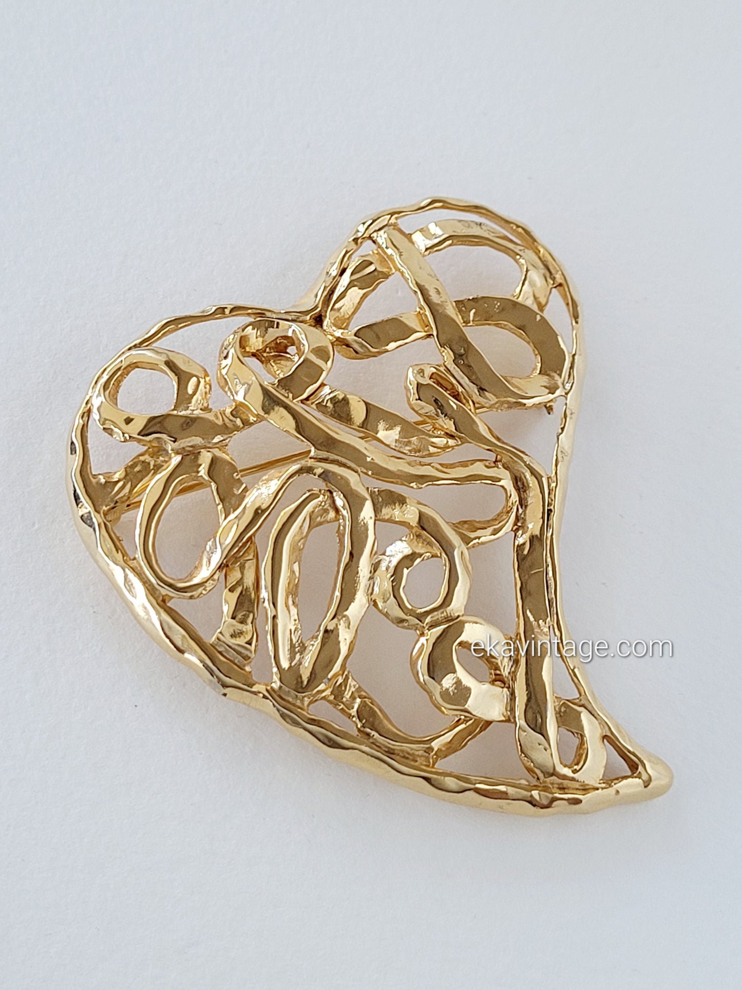 Broche vintage Air France créé par Christian Lacroix