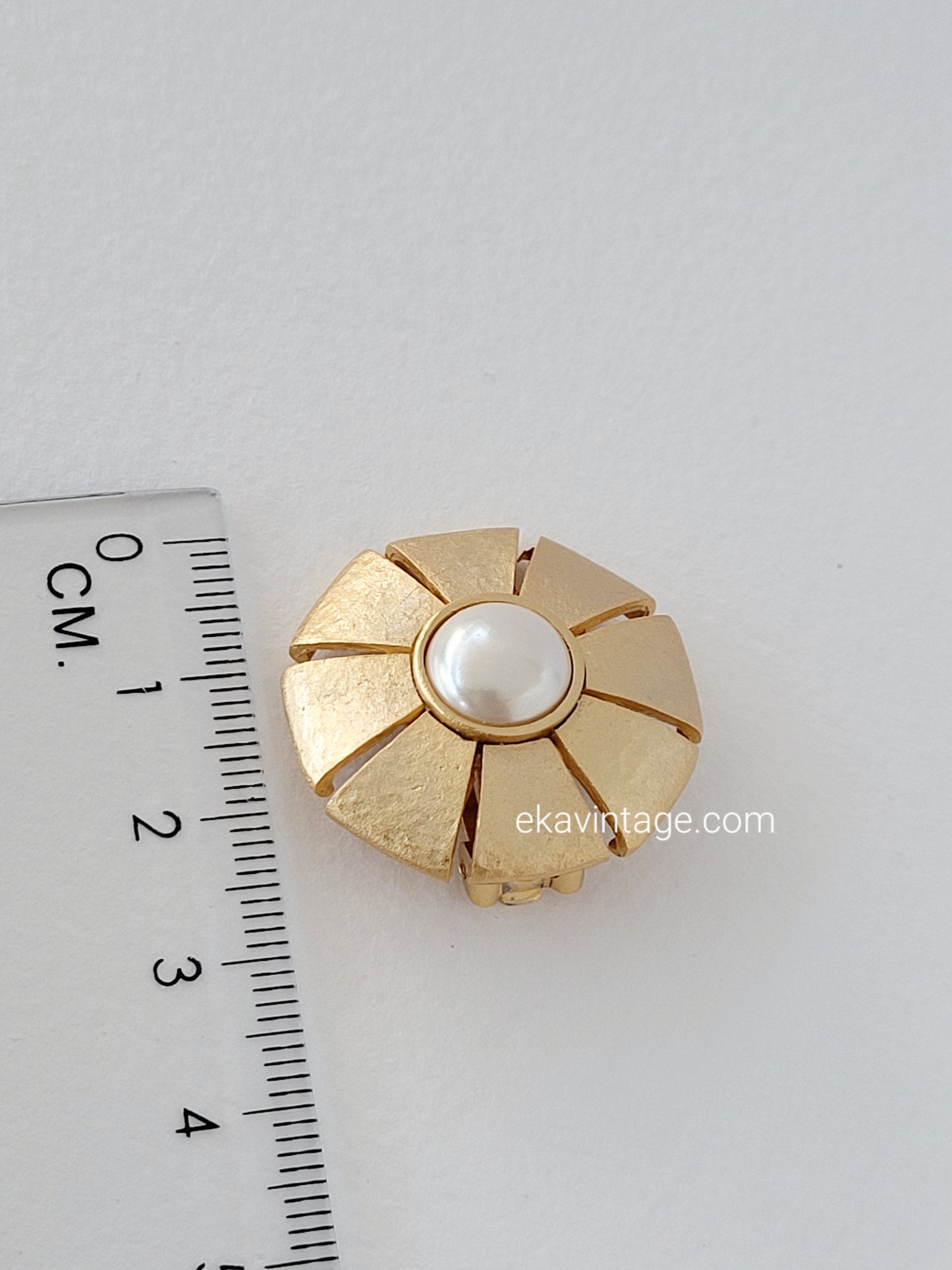 Revillon - Boucles d'oreilles vintage