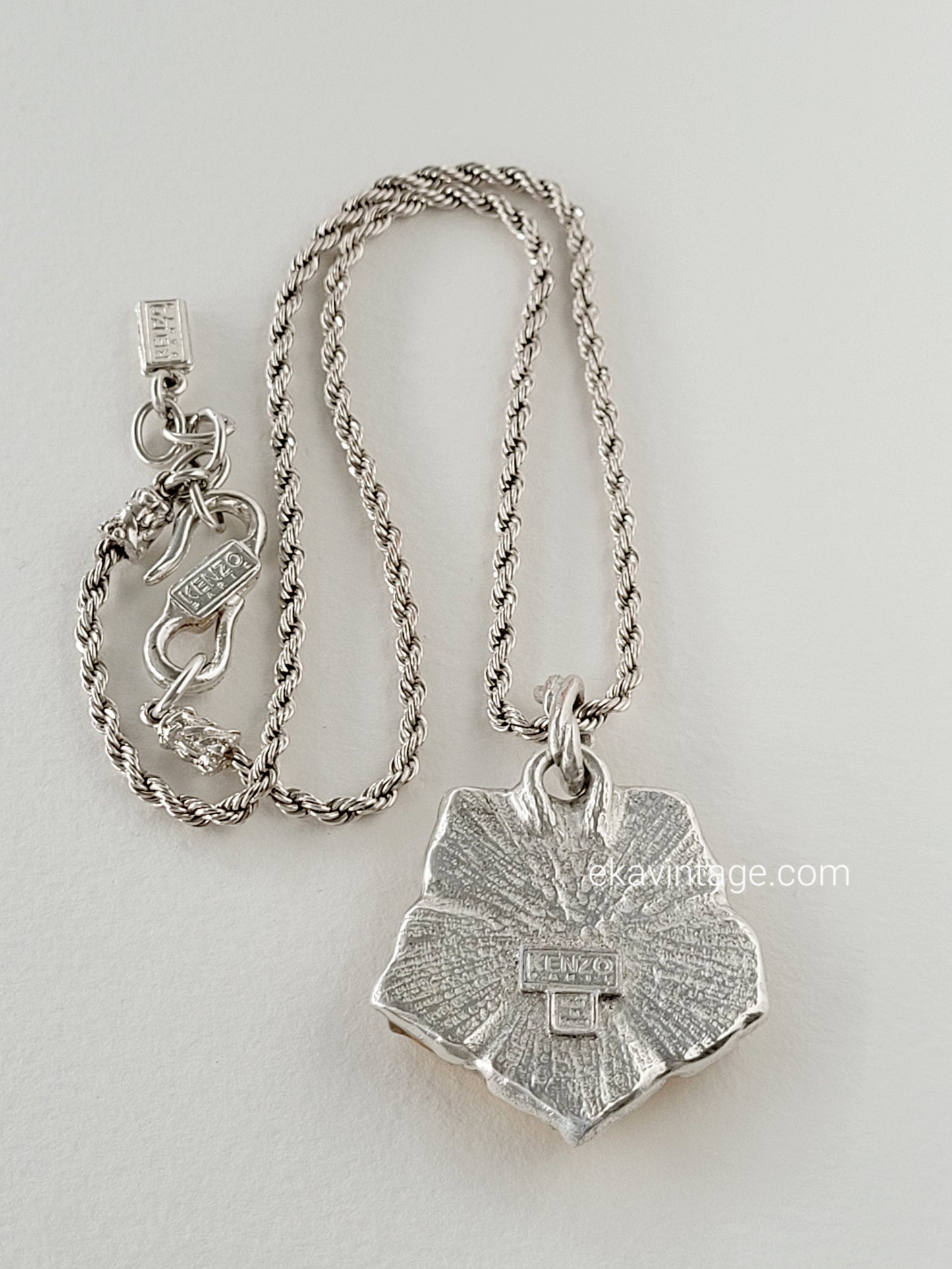 Kenzo - Collier avec pendentif fleur