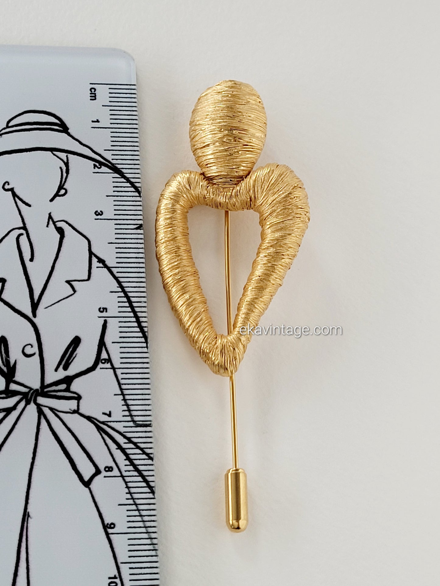 Balenciaga - Broche / épingle vintage Cœur