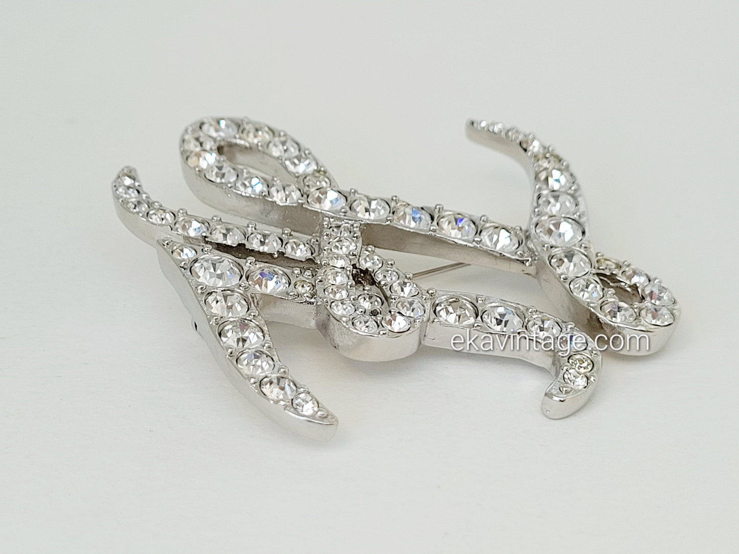 Karl Lagerfeld - Grande broche vintage KL