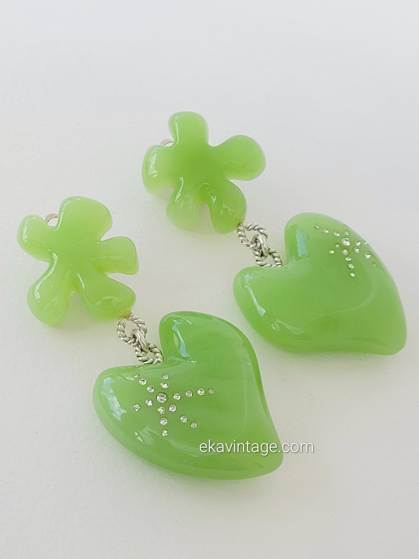 Christian Lacroix  - Boucles d'oreilles pendantes Cœur