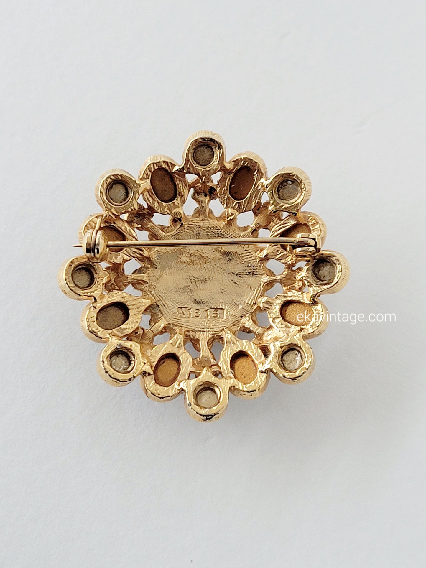 Broche vintage - Cabochon en verre bleu