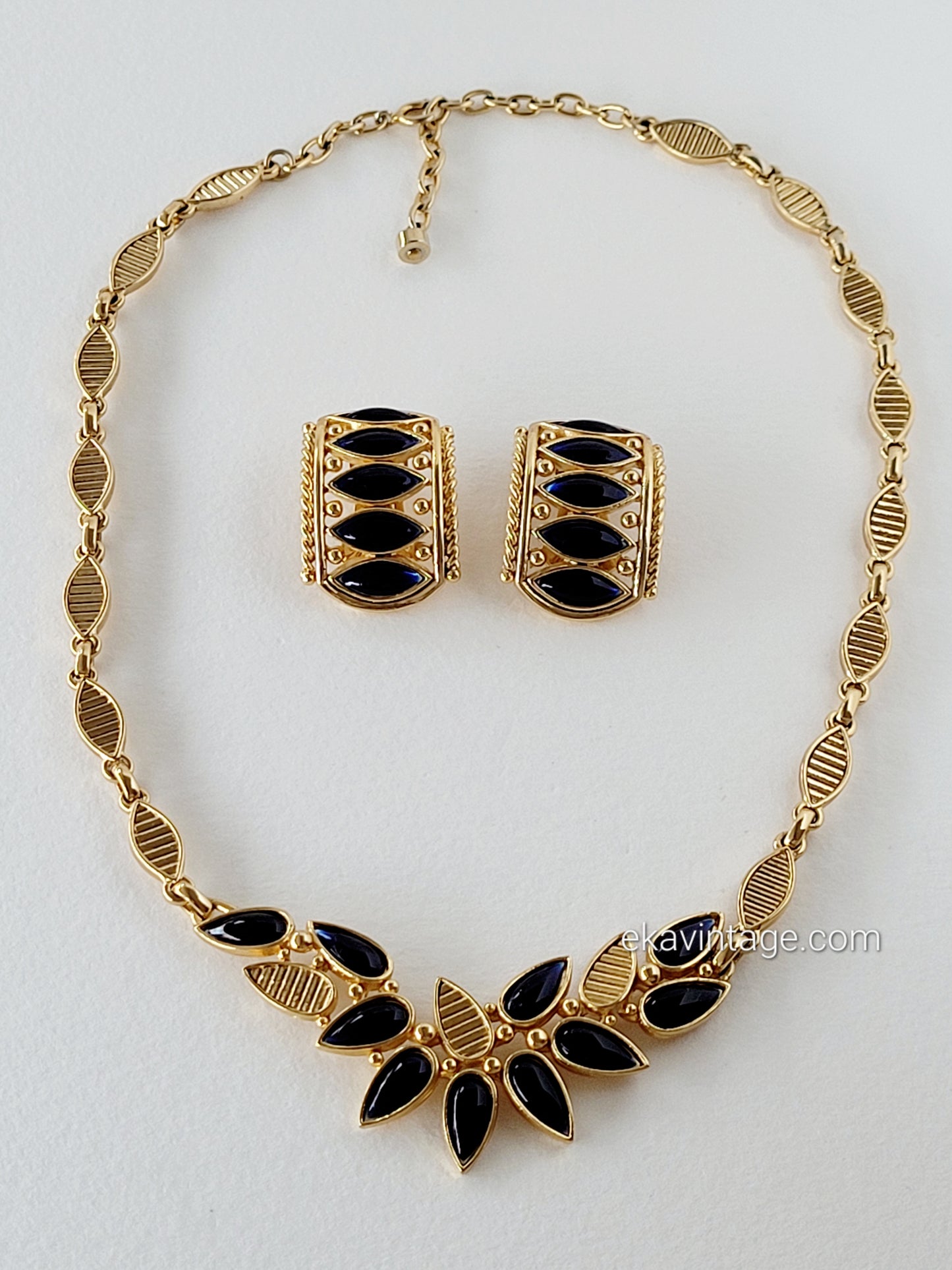 Orena Paris parure - boucles d'oreilles et collier vintage