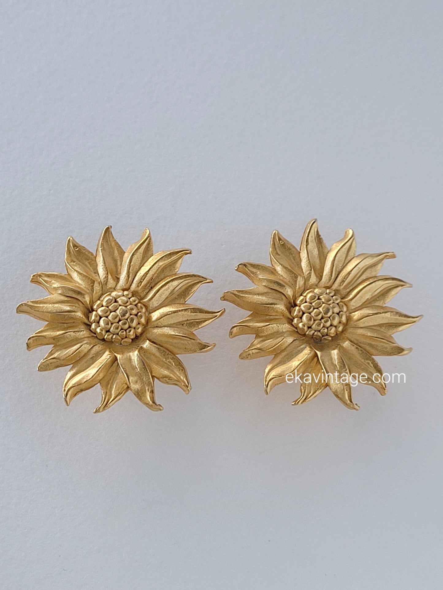 Il était une fois - Boucles d'oreilles vintage Fleur