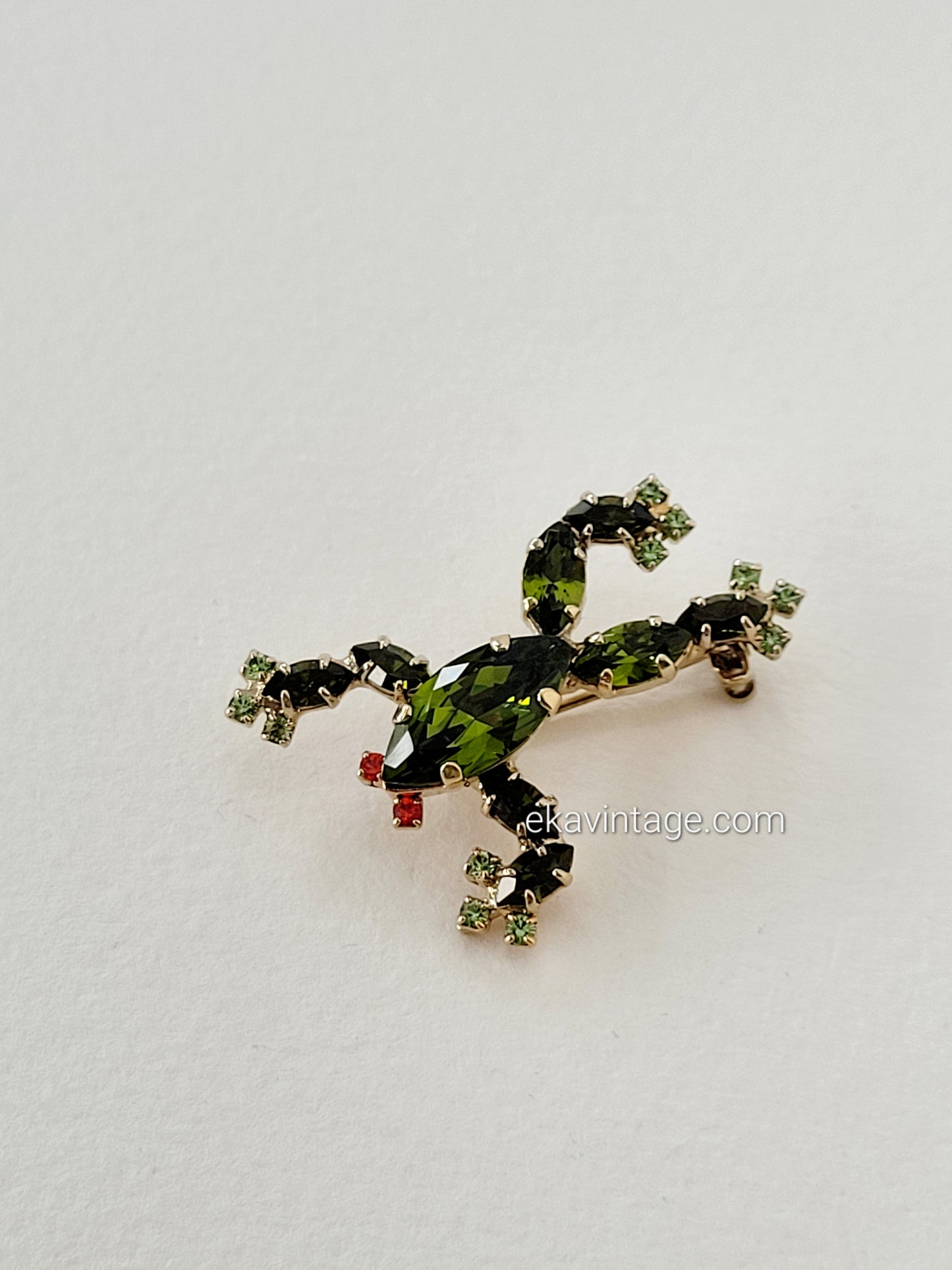 Agatha-Broche Grenouille