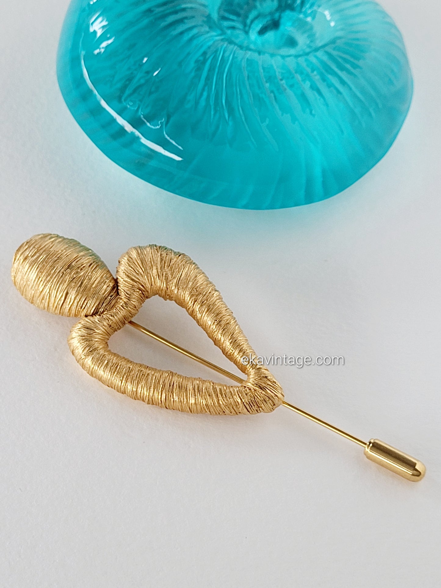 Balenciaga - Broche / épingle vintage Cœur