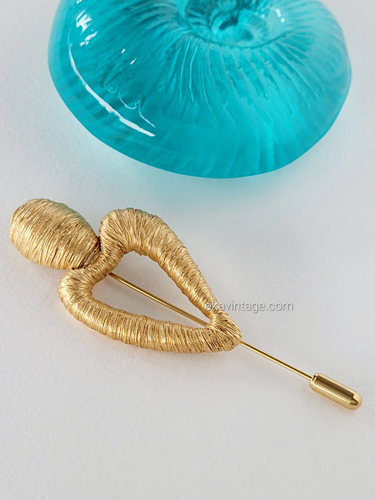 Balenciaga - Broche / épingle vintage Cœur