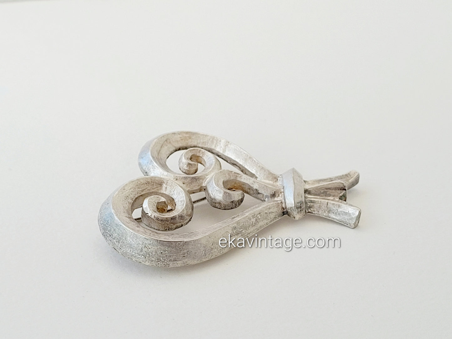 Broche vintage Cœur