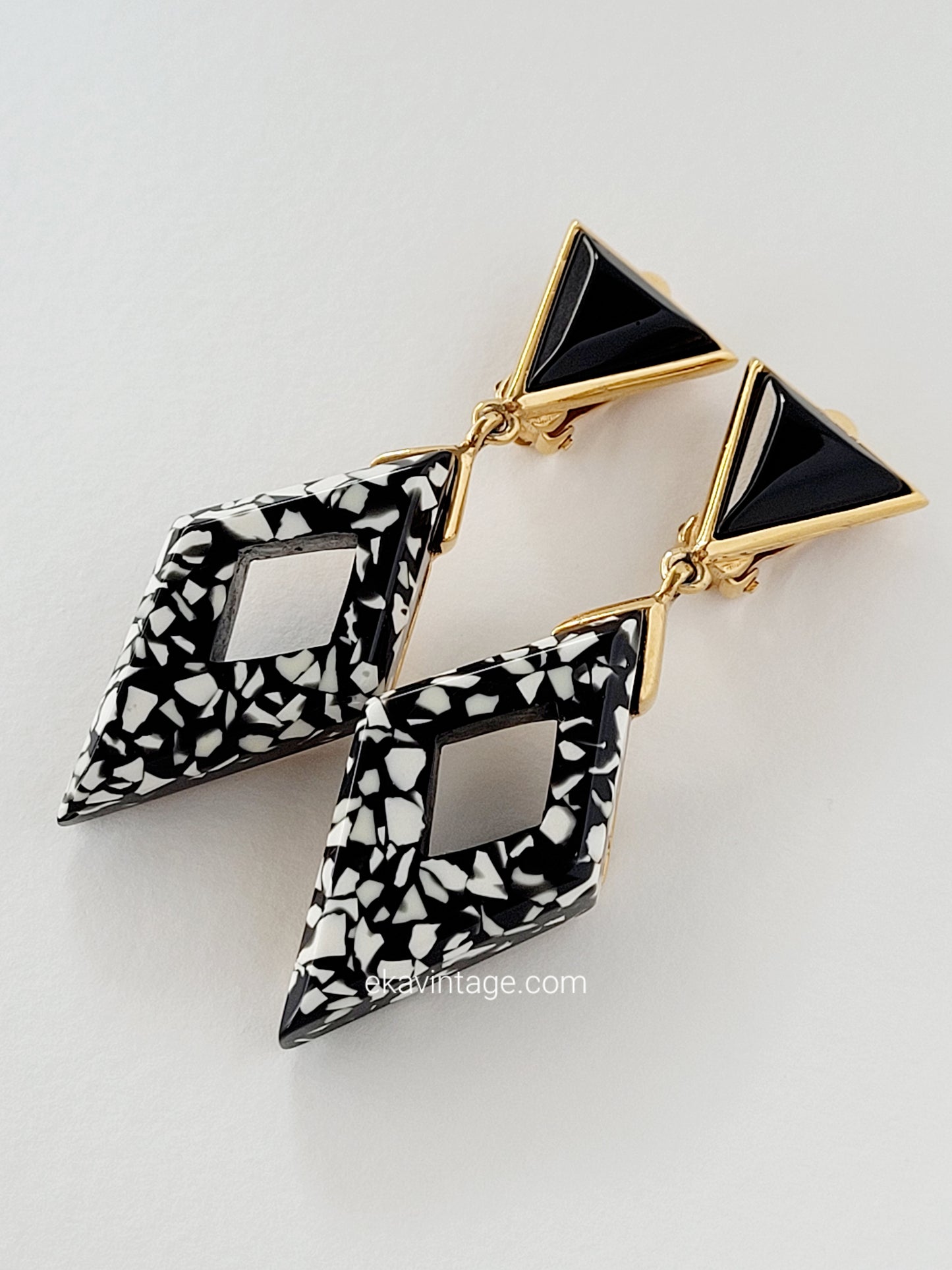 Carita Paris - Boucles d'oreilles vintage