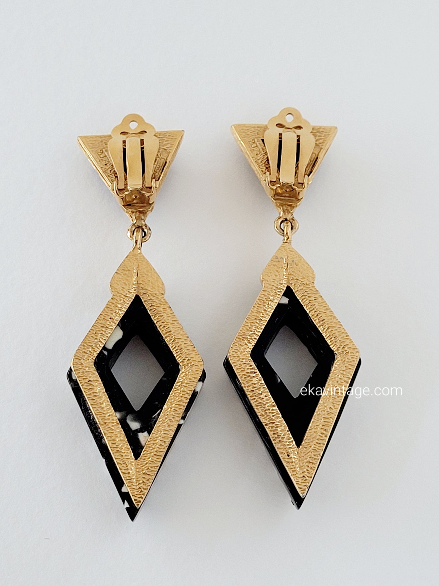 Carita Paris - Boucles d'oreilles vintage