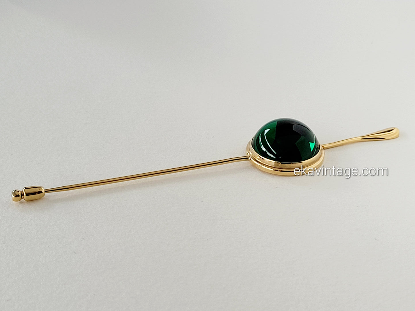 Lalique - Broche vintage cabochon vert