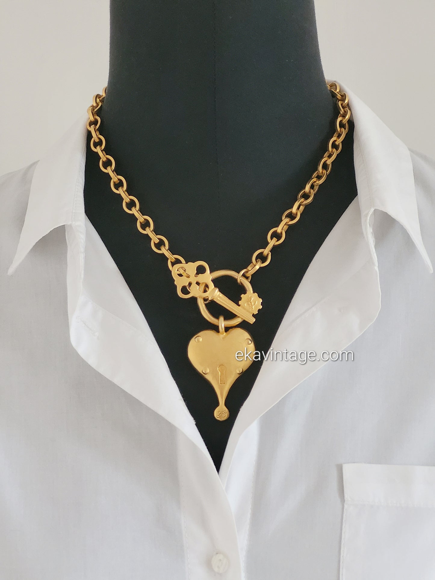 Karl Lagerfeld - Collier vintage Cœur et Clé KL