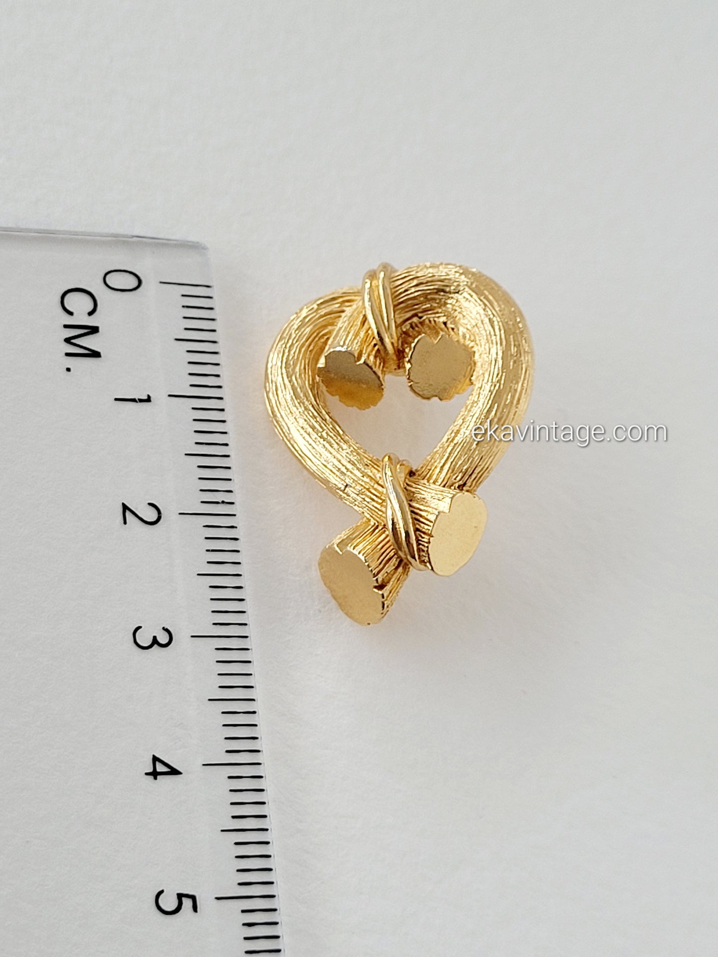 Escada - Pin's vintage