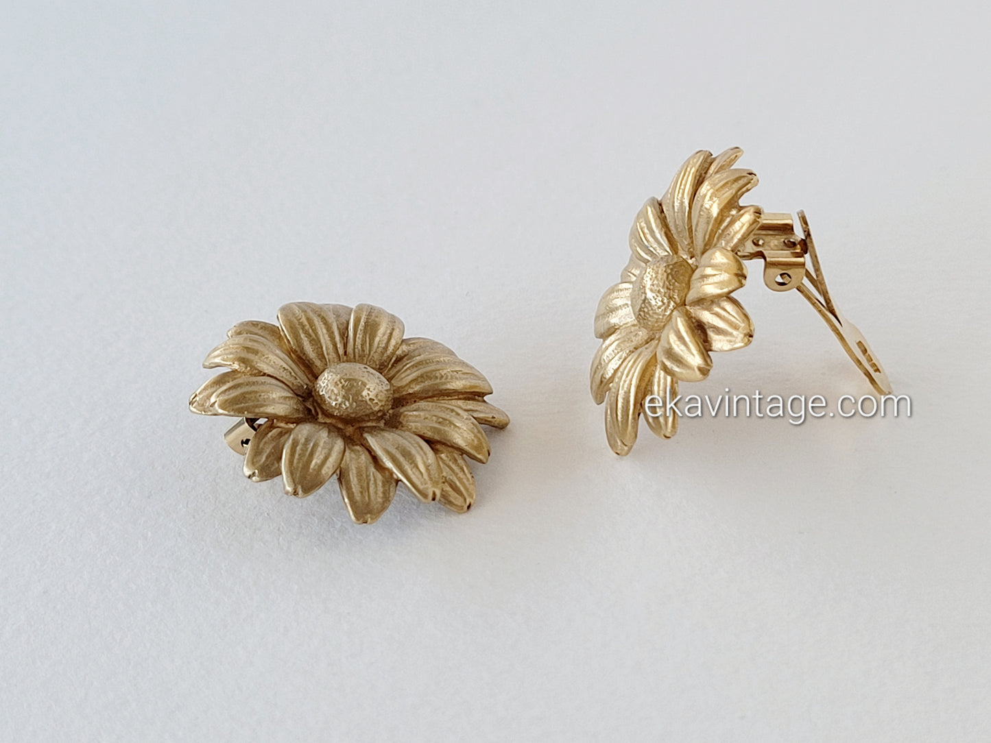Agatha Paris - Boucles d'oreilles vintage Fleur