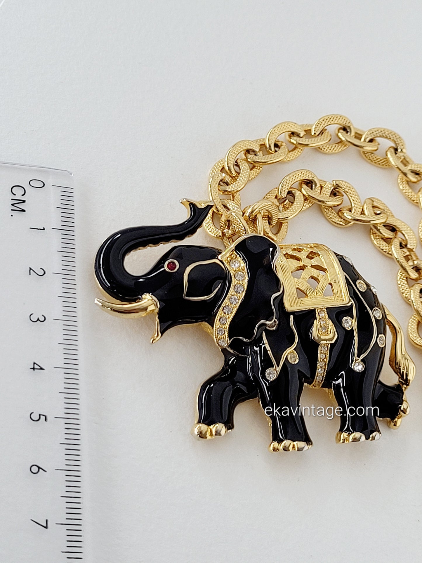 Collier vintage doré - Éléphant