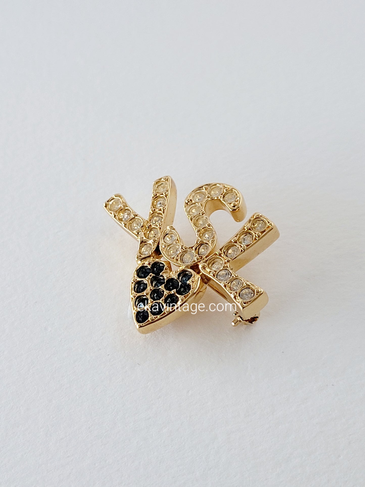 Yves Saint Laurent - Broche vintage Cœur YSL