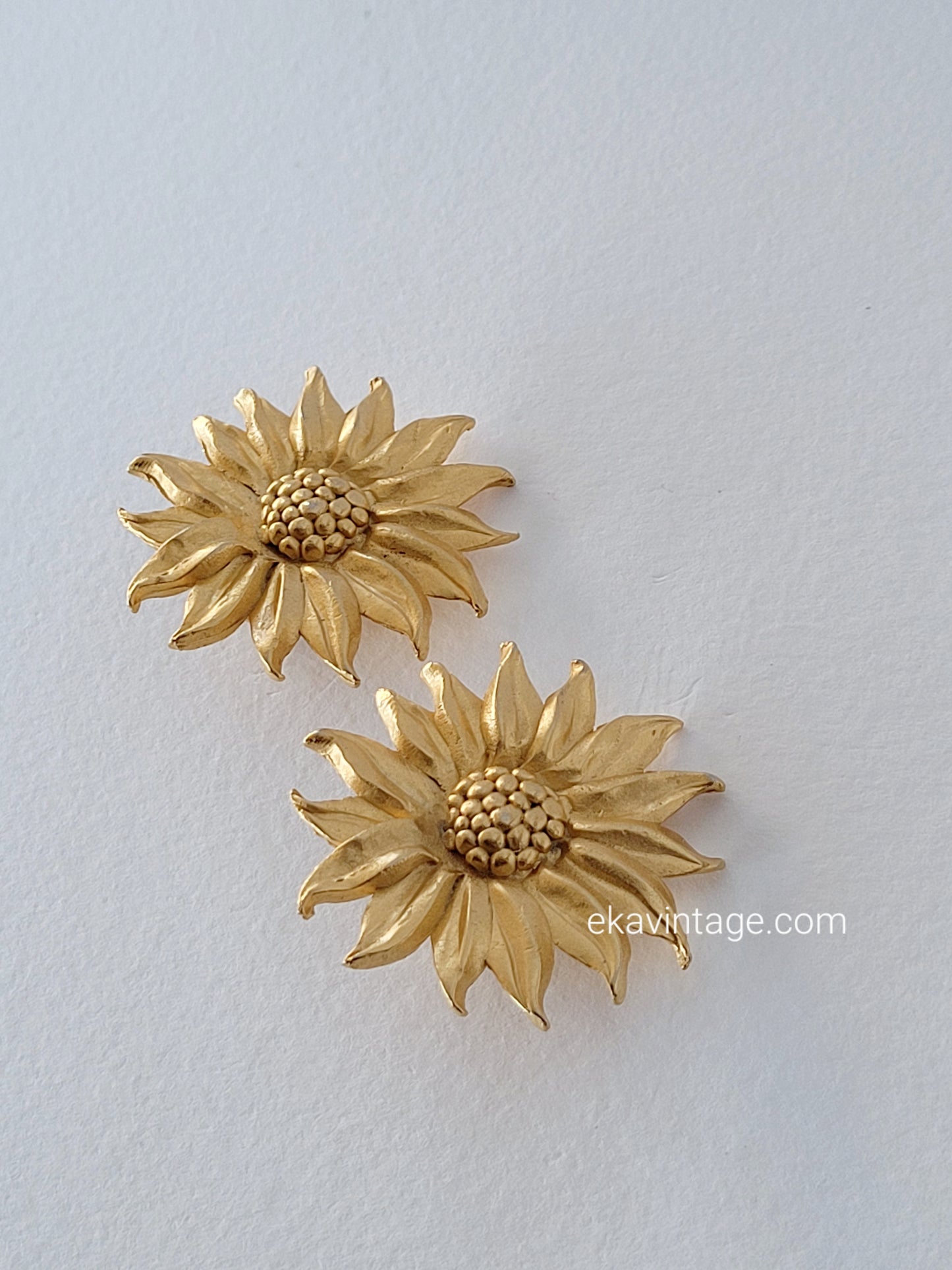 Il était une fois - Boucles d'oreilles vintage Fleur