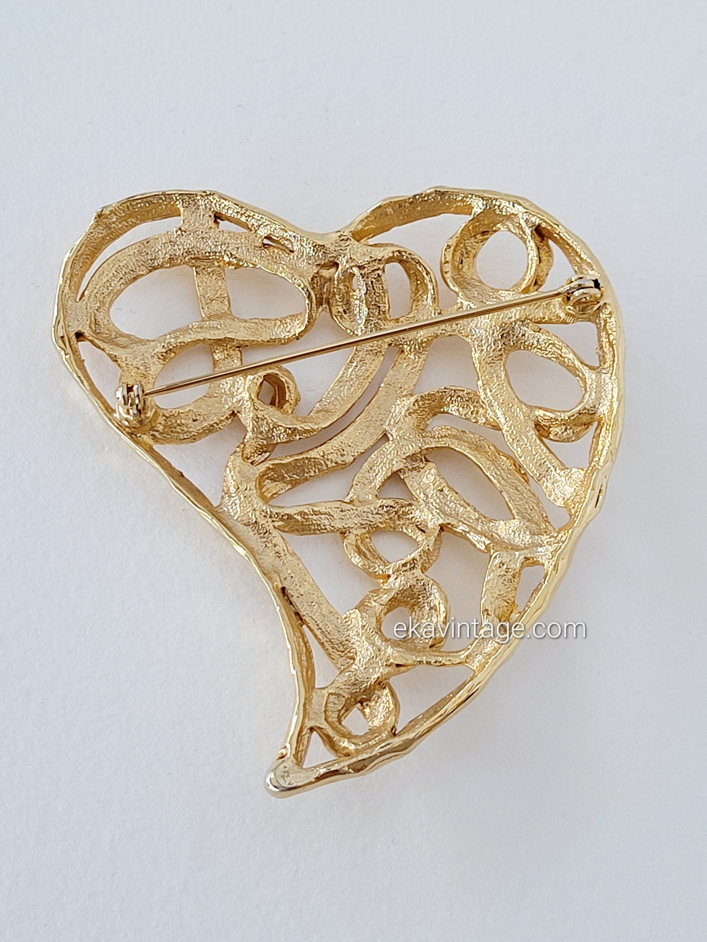 Broche vintage Air France créé par Christian Lacroix