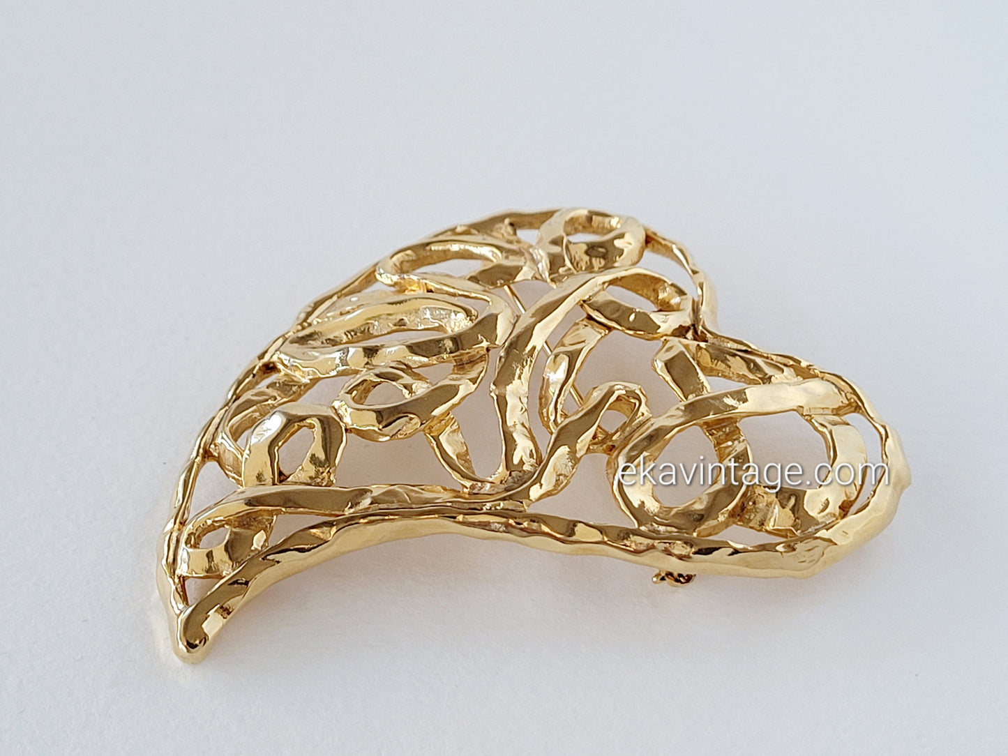 Broche vintage Air France créé par Christian Lacroix