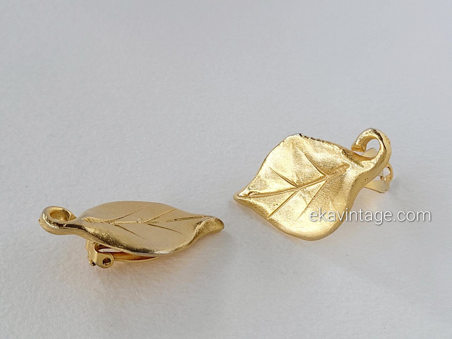 Il était une fois - Boucles d'oreilles vintage Feuille
