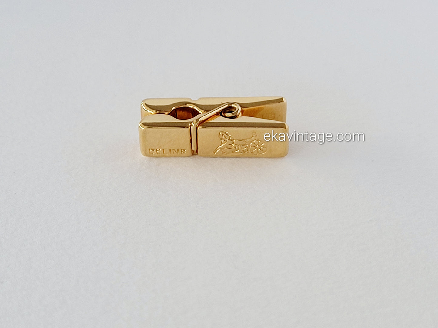 Celine - Petite broche vintage Pince à linge