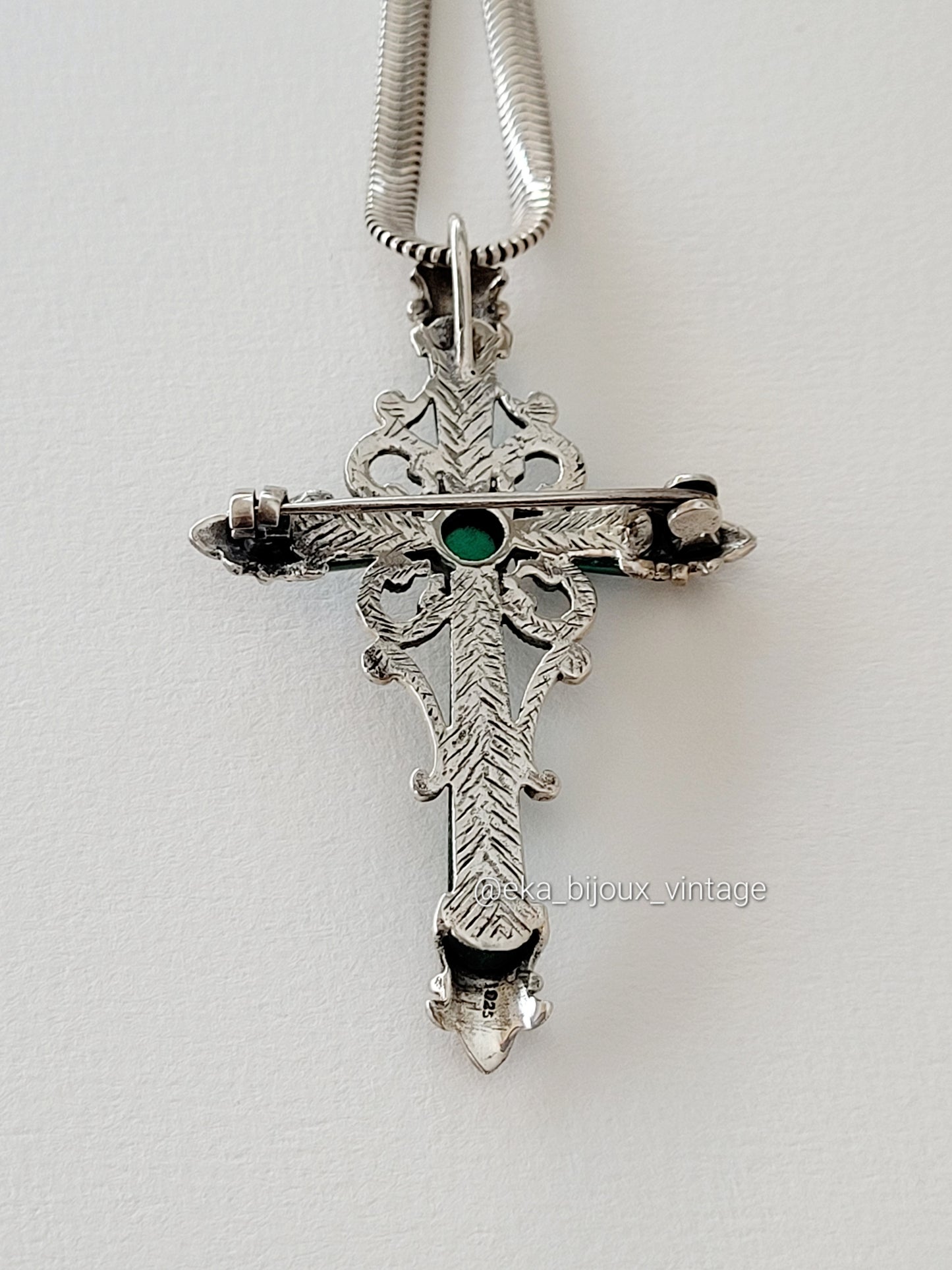 Collier vintage - Croix artisanale en verre