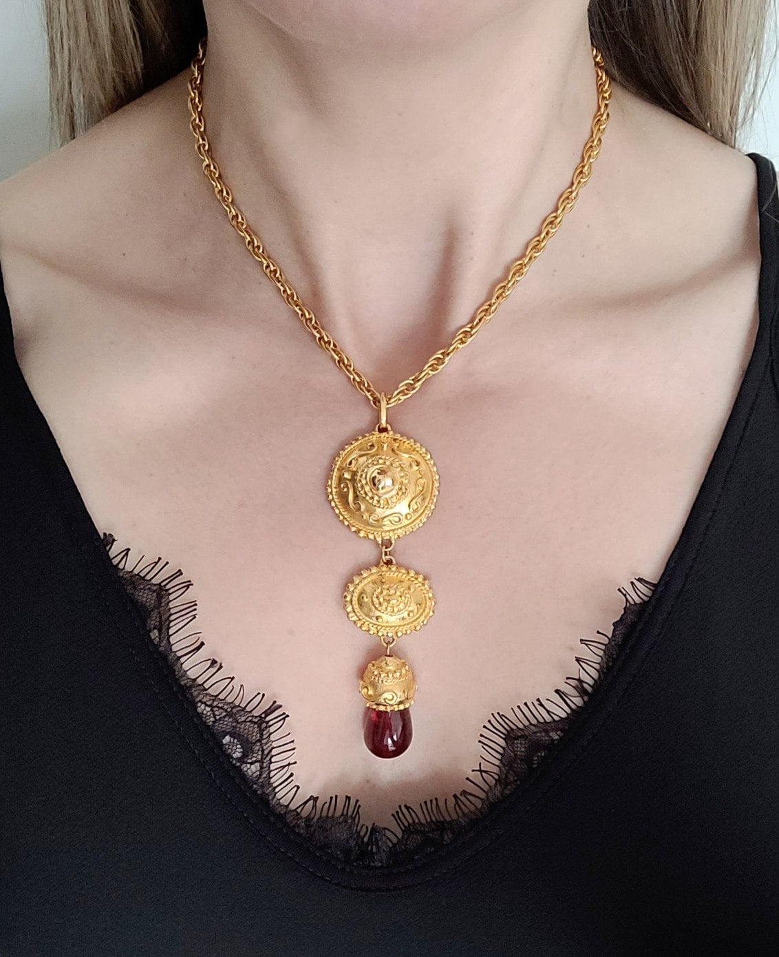 Ungaro Paris - Collier vintage pendentif rouge