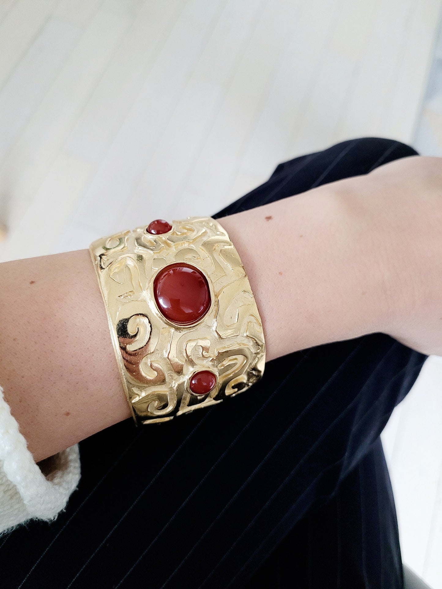 Edouard Rambaud - Bracelet rigide vintage avec cabochons