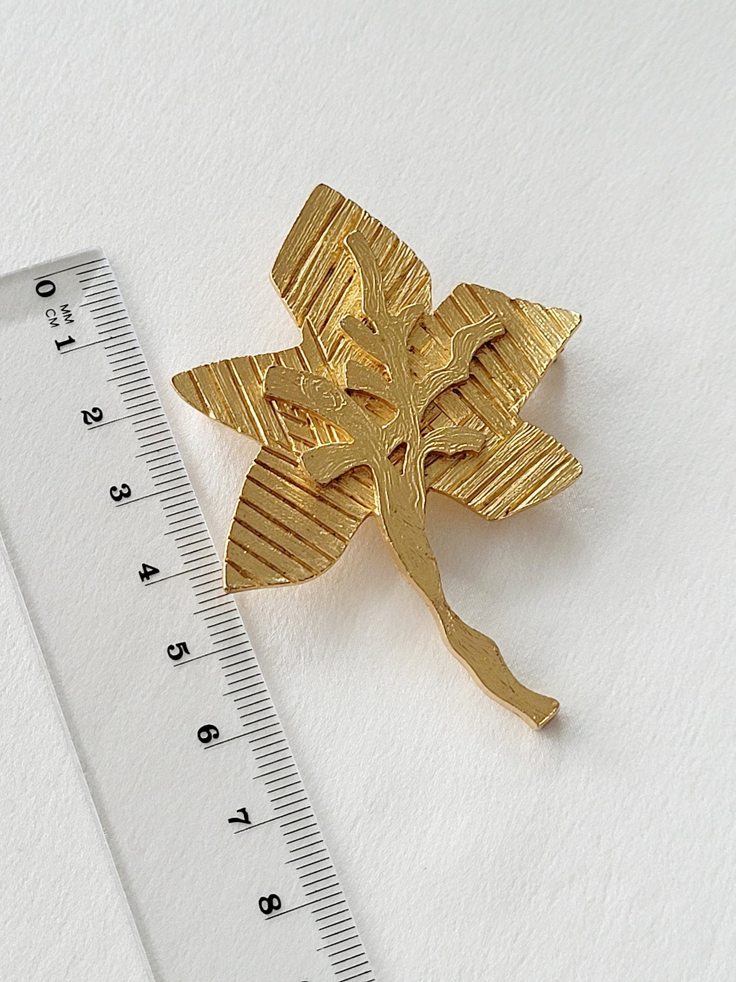 Hanae Mori - Vintage Leaf Brooch