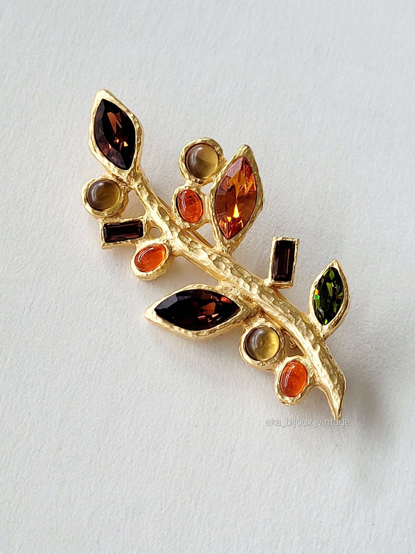 Sophie Goetsch - Vintage brooch