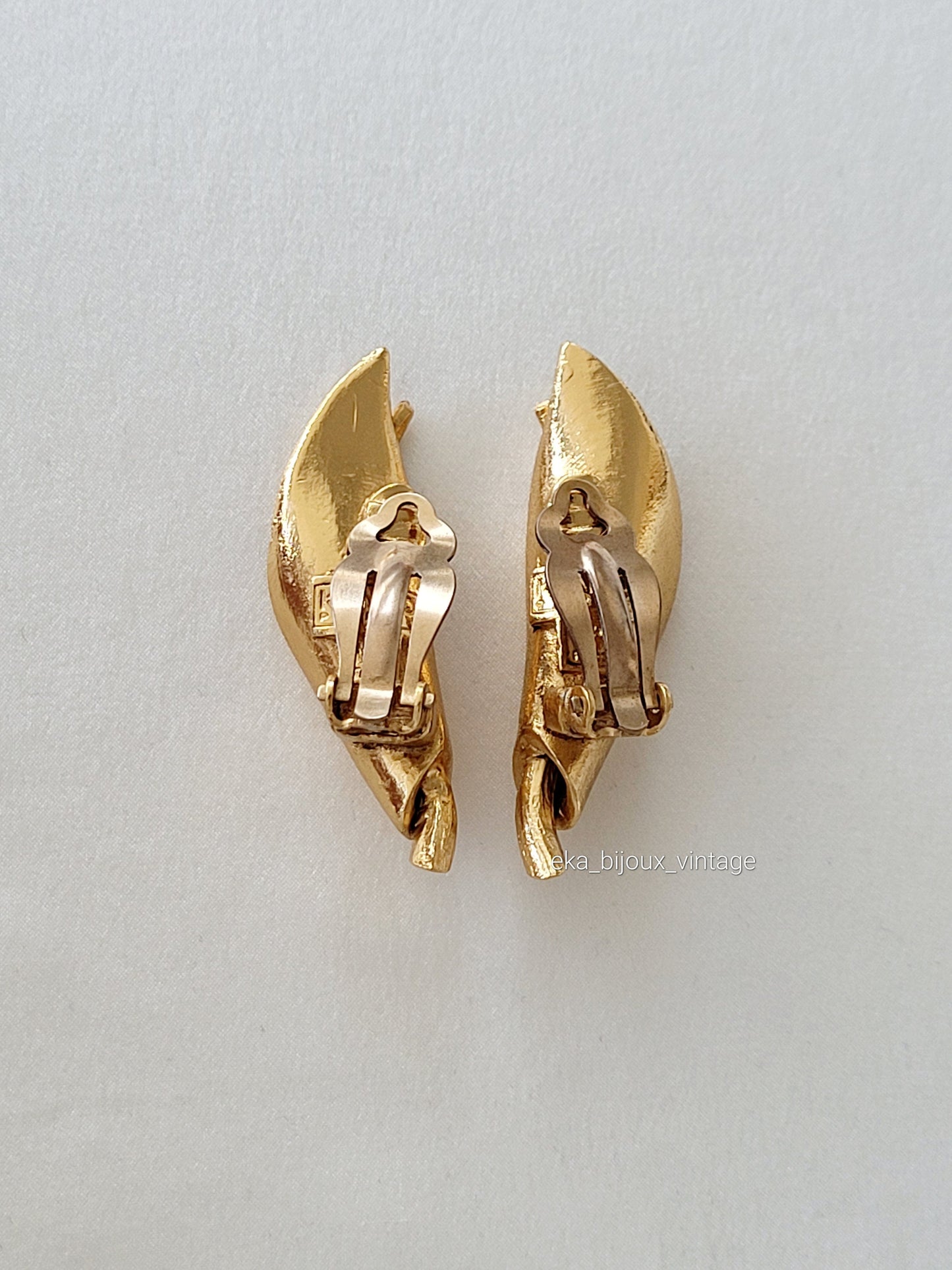 Kenzo - Boucles d'oreilles vintage en forme de Feuille