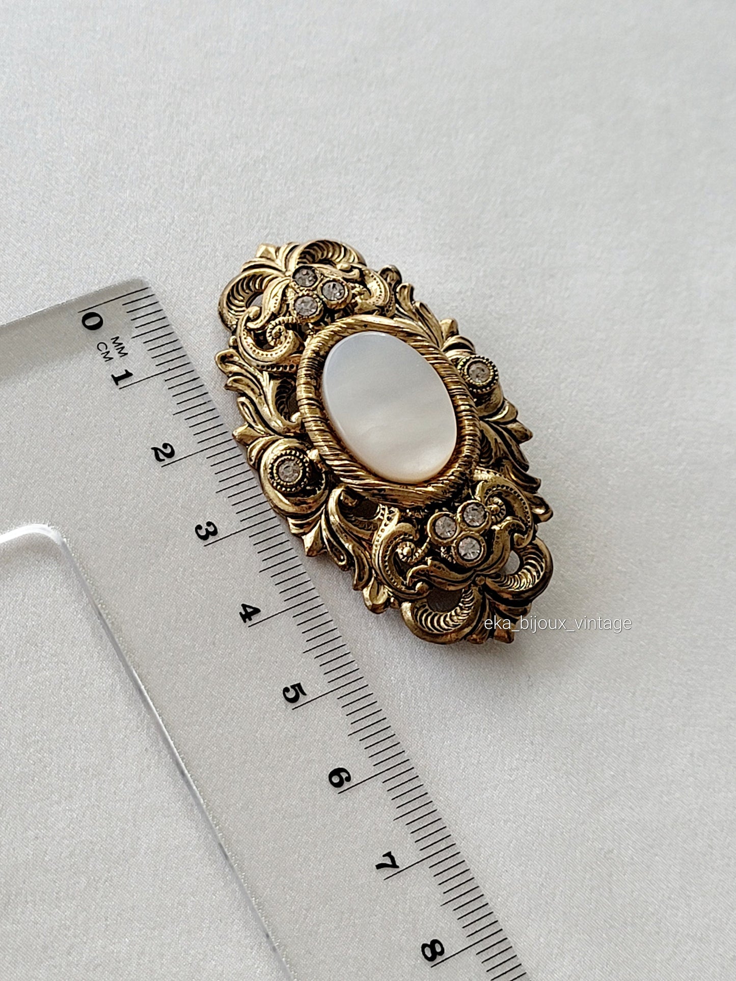 Agatha - Broche vintage