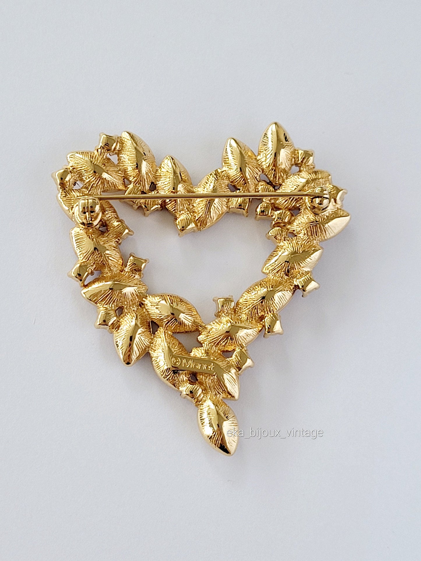 Monet - Vintage Heart Brooch