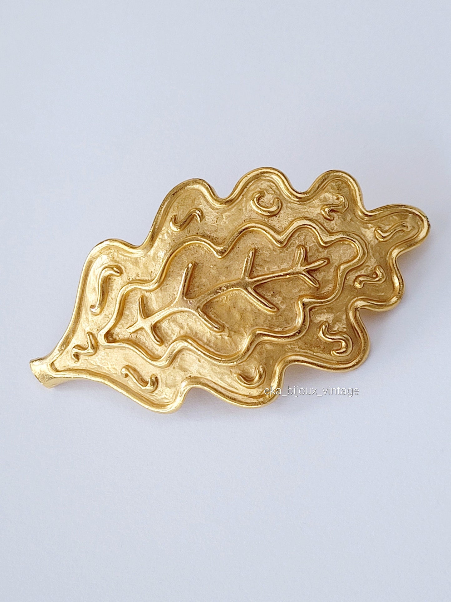 Ines de la Fressange - Vintage Leaf Brooch