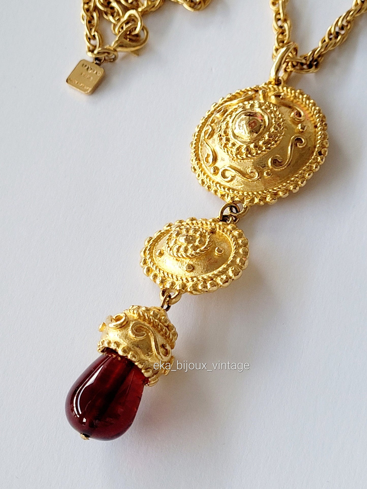 Ungaro Paris - Collier vintage pendentif rouge