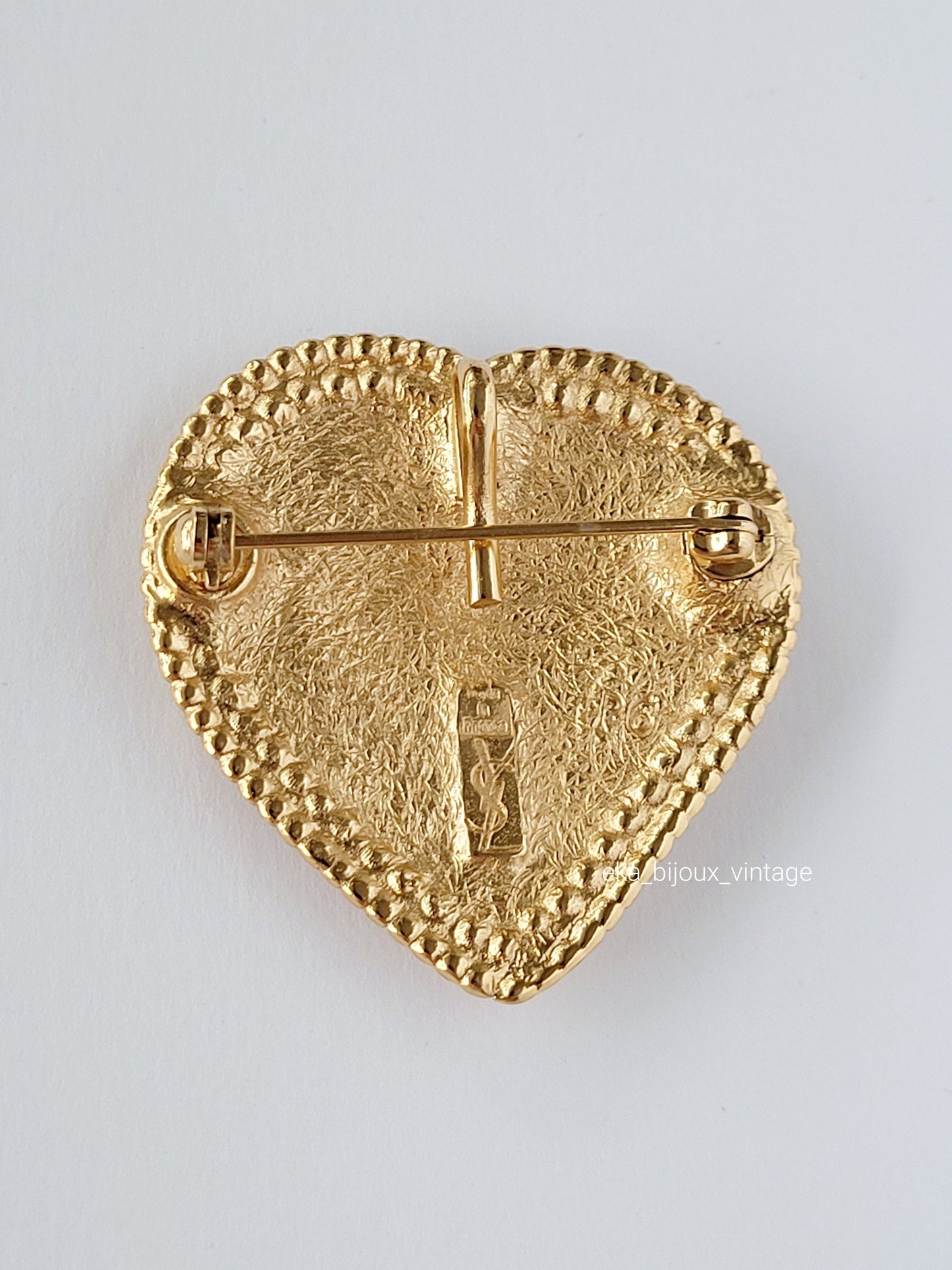 Yves Saint Laurent  - Broche /Pendentif vintage  Cœur