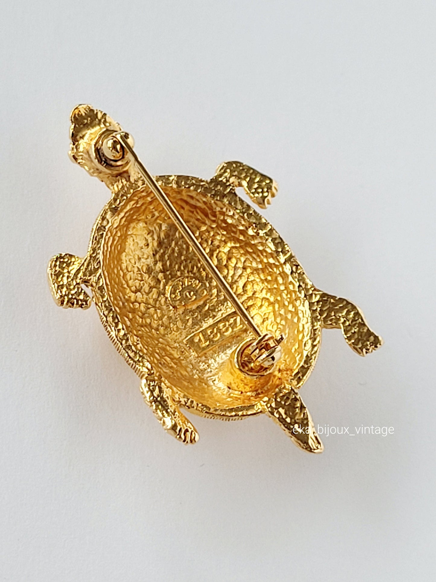 Carven - Vintage Turtle Brooch