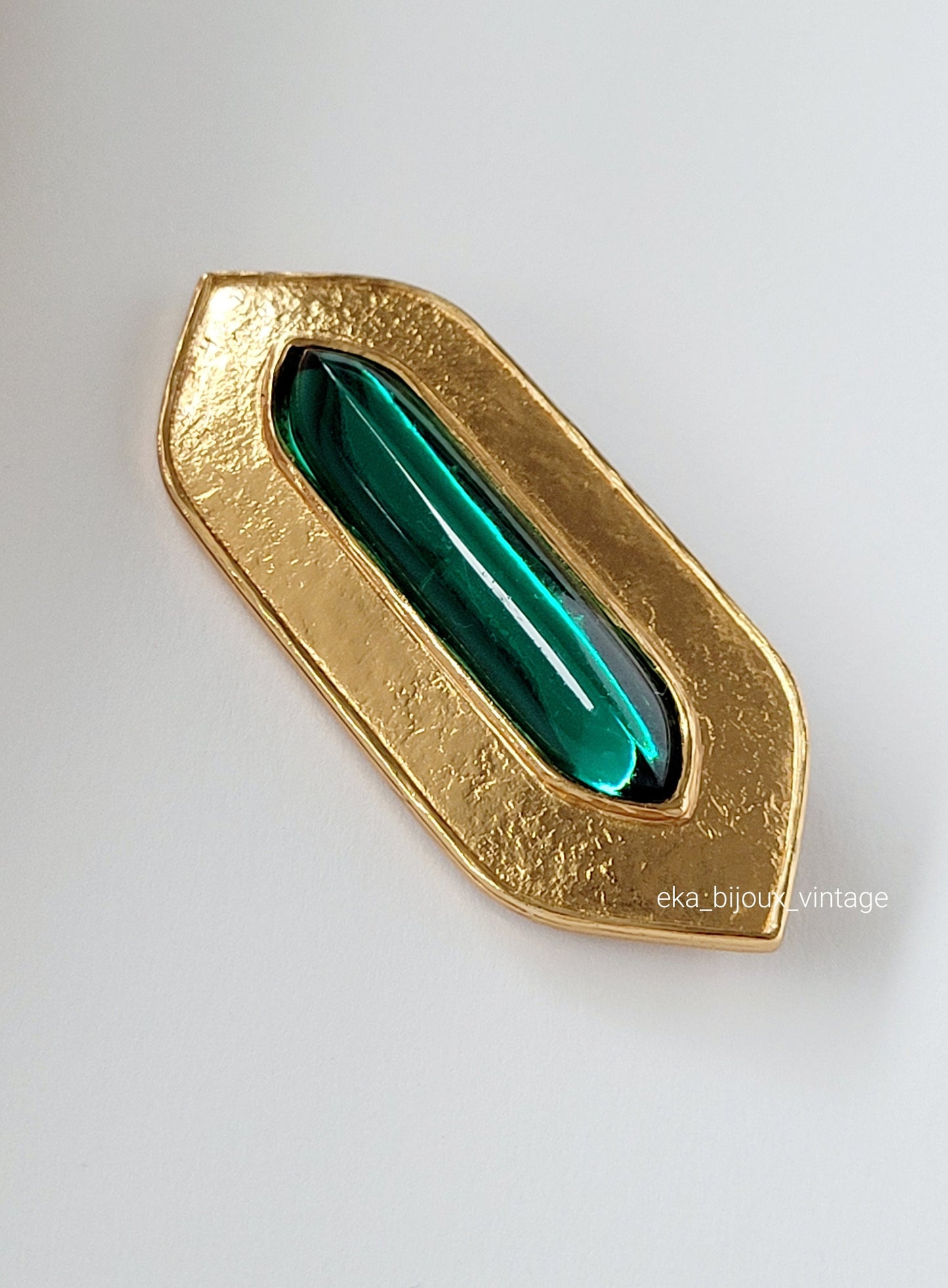 Jean-Louis Scherrer - Vintage green cabochon brooch