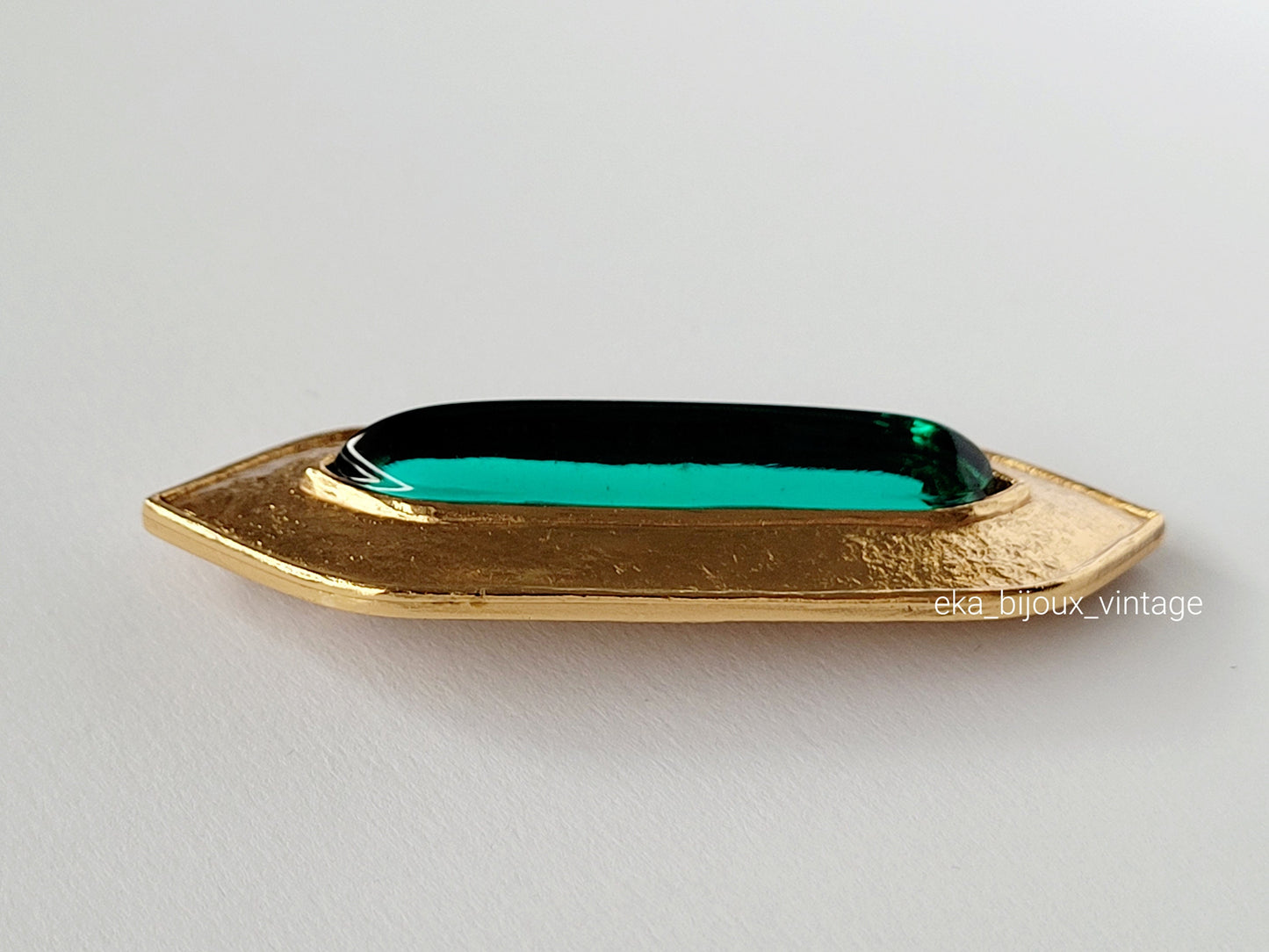 Jean-Louis Scherrer - Vintage green cabochon brooch