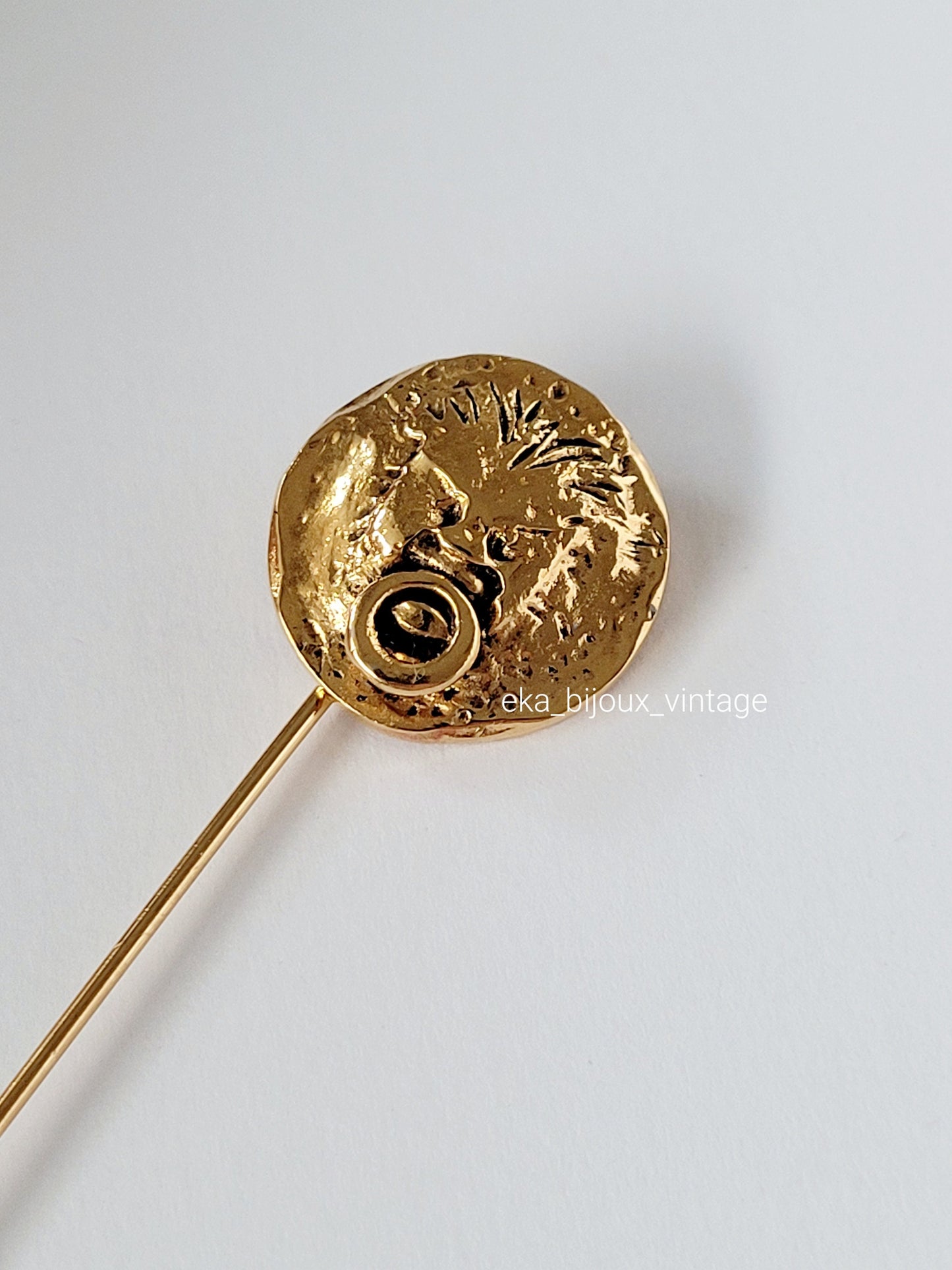 Chanel - Vintage Brooch/Pin