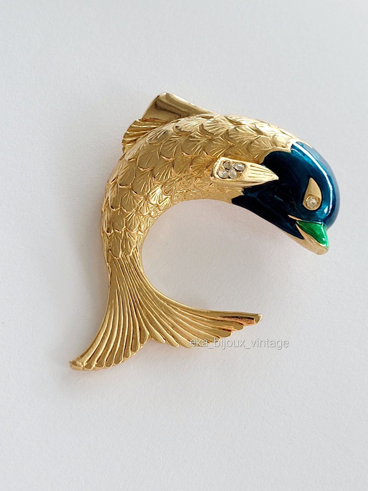 Vintage fish-shaped brooch