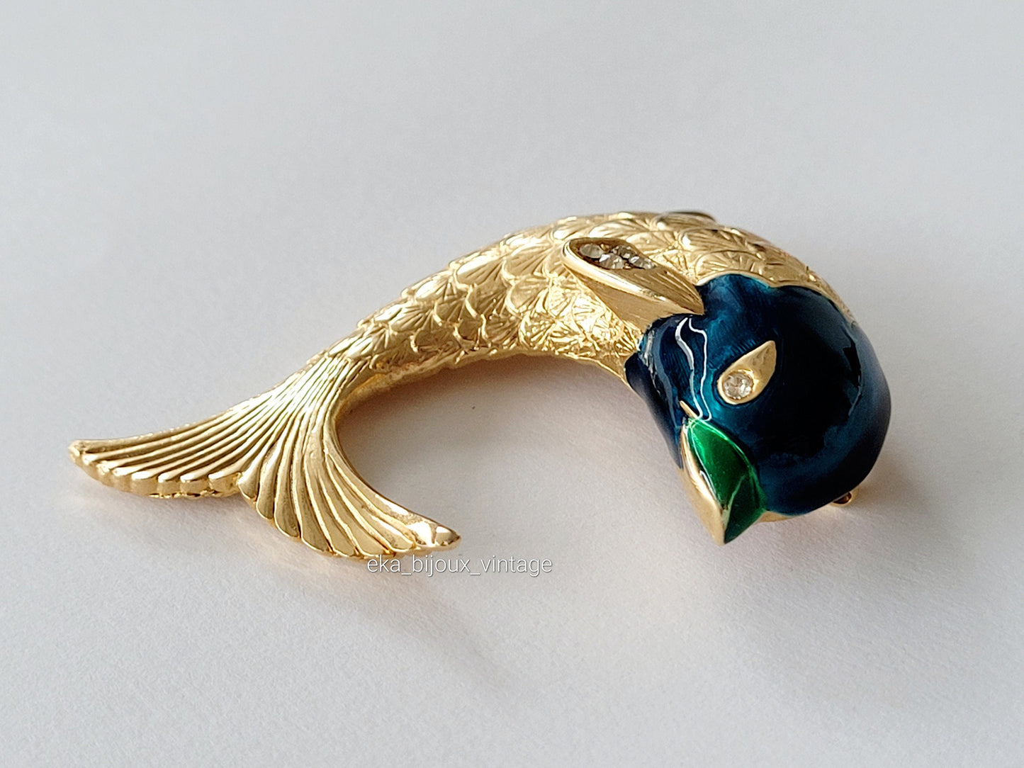 Vintage fish-shaped brooch