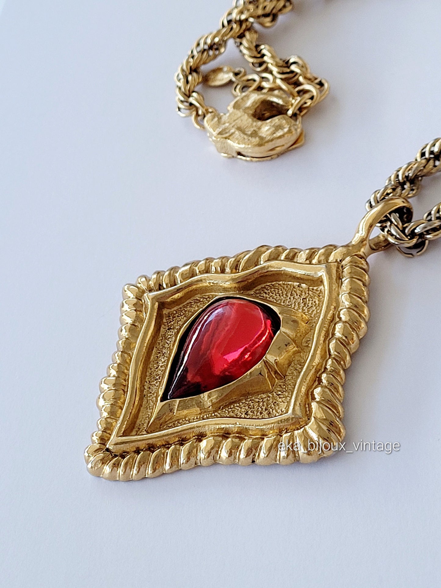 Scherrer - Collier vintage avec un gros pendentif rouge