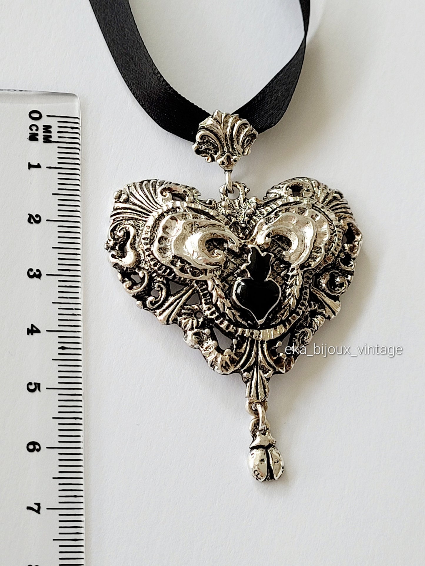 Christian Lacroix - Pendentif vintage Cœur