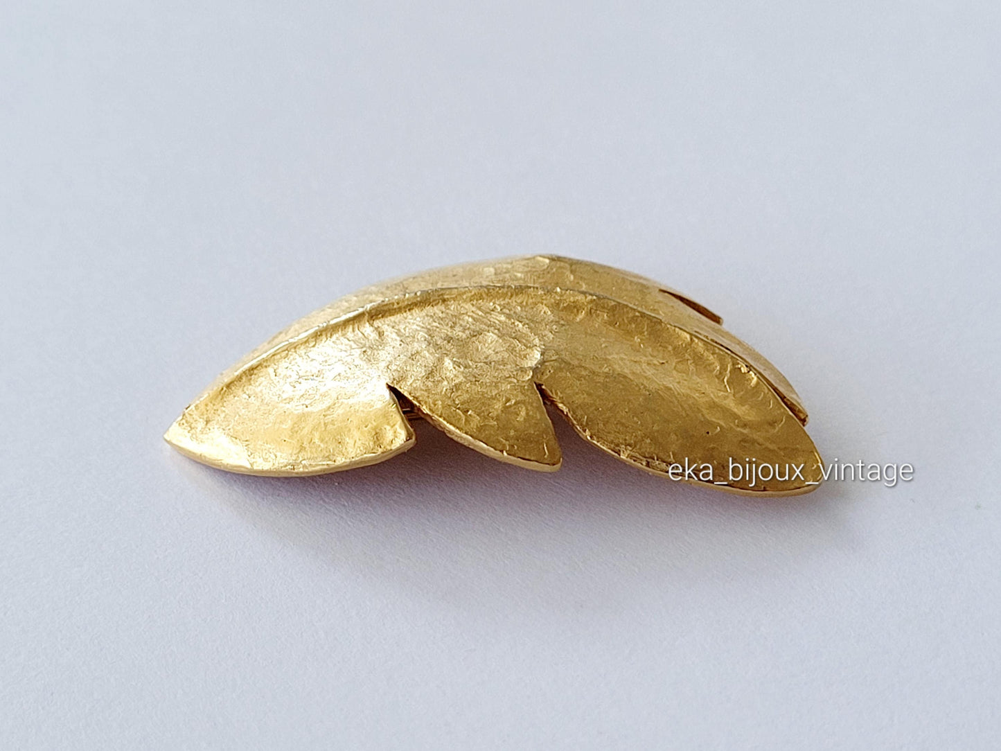 Delphine Nardin - Vintage brooch